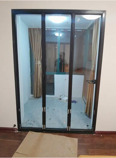 極窄邊框折疊門